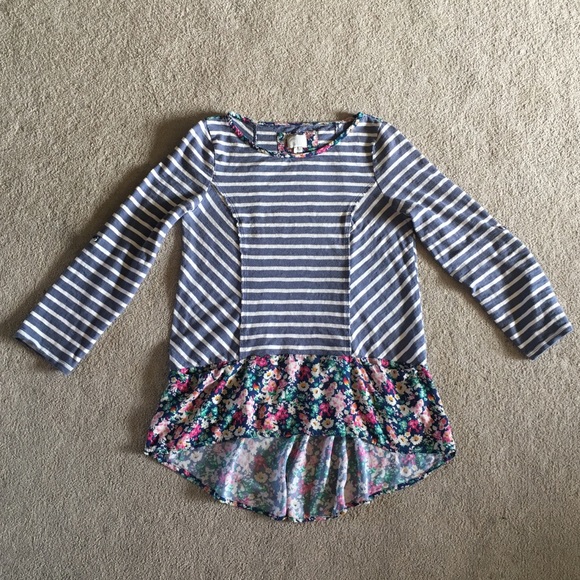 Anthropologie Tops - ANTHROPOLOGIE Postmark fairly striped floral tunic